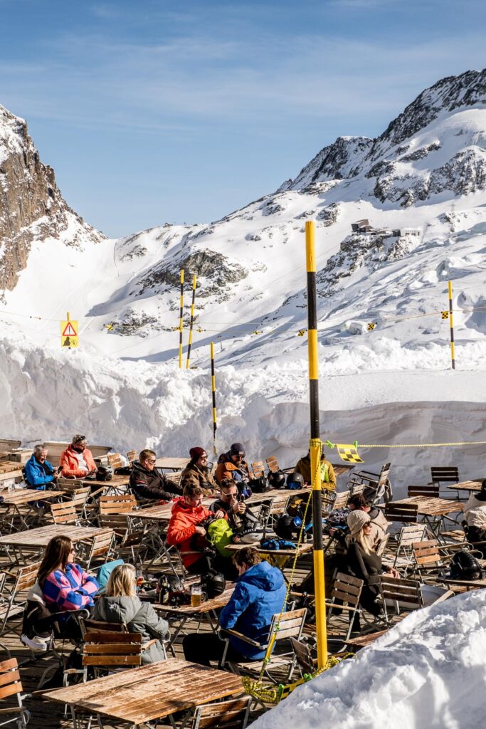 16_ Hoog terras