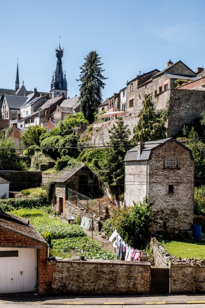 34_-Zicht-op-massief-Walcourt