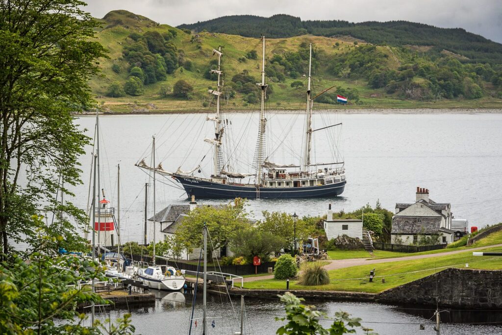 Thalassa-Whisky-Sail-Hebrides-001
