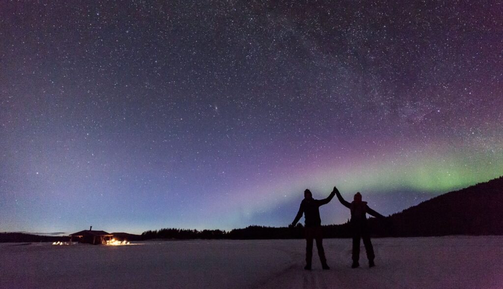 aurora-and-guests